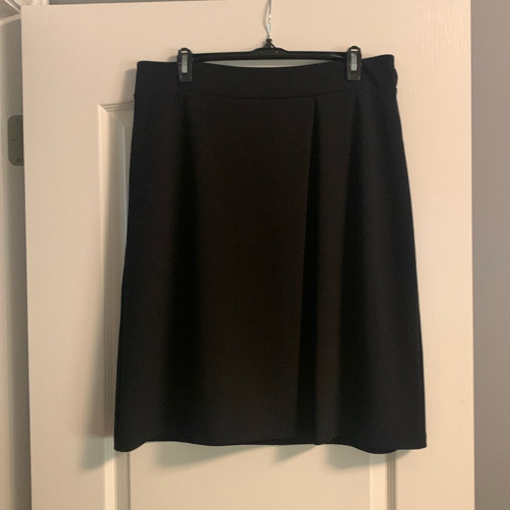 Worthington pleated skirt. Black, size 14